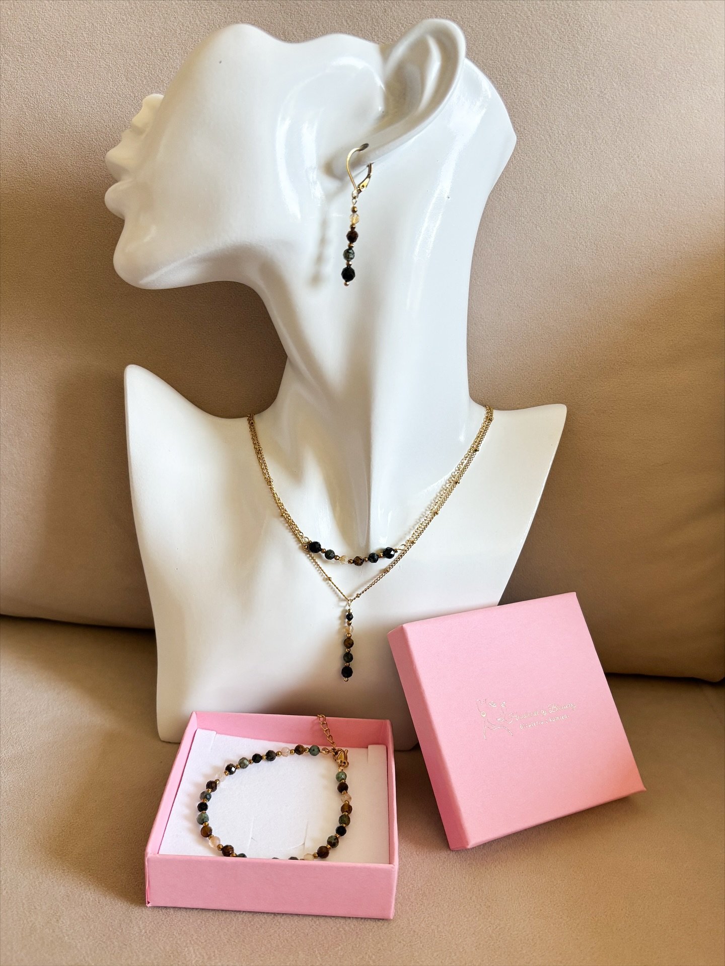 568128353_18051244367644296_2106239990143489880_n