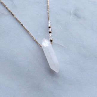 Łańcuszek stal szlachetna zawieszka kryształ górski z bocznymi kamieniami