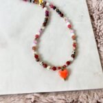 Unikat, naszyjnik miks kamieni i hematyt, zawieszka serce pomarańczowe ceramiczne 1 632938494 939077831981667 5066705599782521914 n