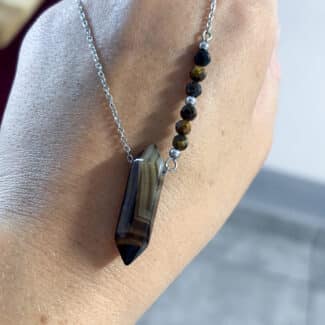 Łańcuszek z zawieszką stal szlachetna i agat z bocznymi kamieniami