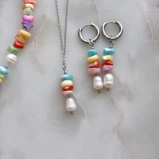Komplet biżuterii handmade z perłami i kolorowymi kamieniami naturalnymi.