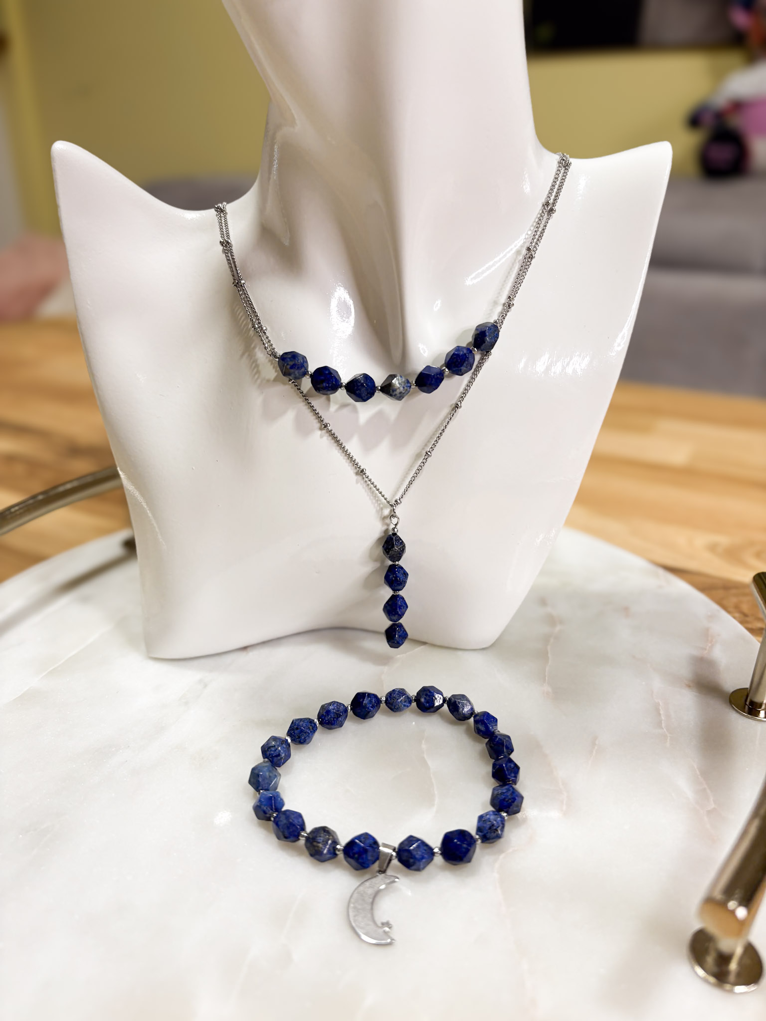 Bransoletka z lapis lazuli i hematytem z zawieszką lub bez 7-8mm