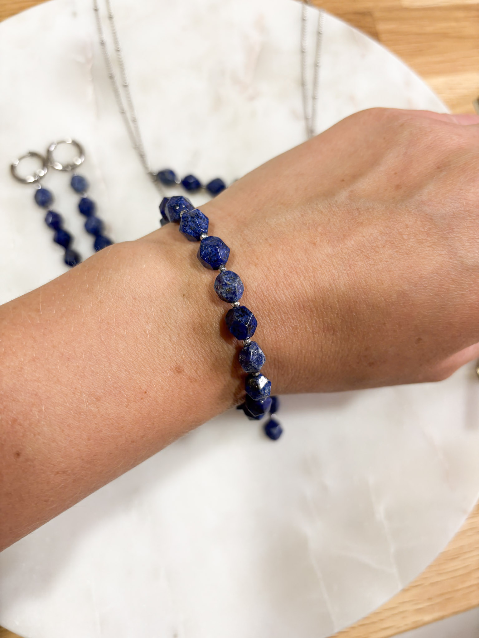 Bransoletka z lapis lazuli i hematytem z zawieszką lub bez 7-8mm