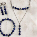 Zestaw łańcuszków z lapis lazuli i hematytem kamienie 7-8mm lub 5-6mm.